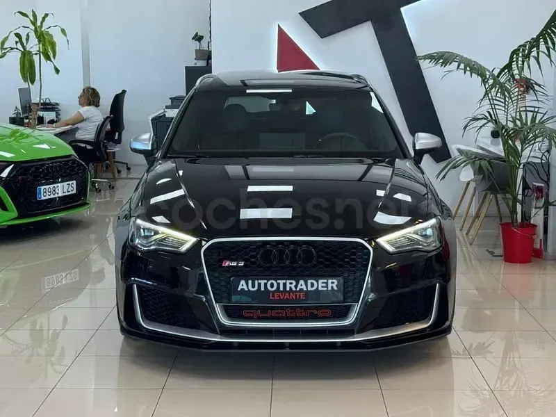 Usado Audi RS3 367 CV (269 kW) 2016 Negro Berlina
