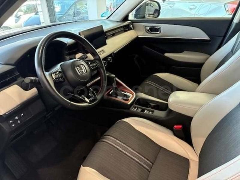 Usado Honda HR-V Advance 131 CV (96 kW) 2024 Gris / plata SUV