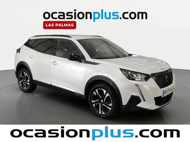 Usado Peugeot 2008 Allure 100 CV (73 kW) 2023 Blanco SUV