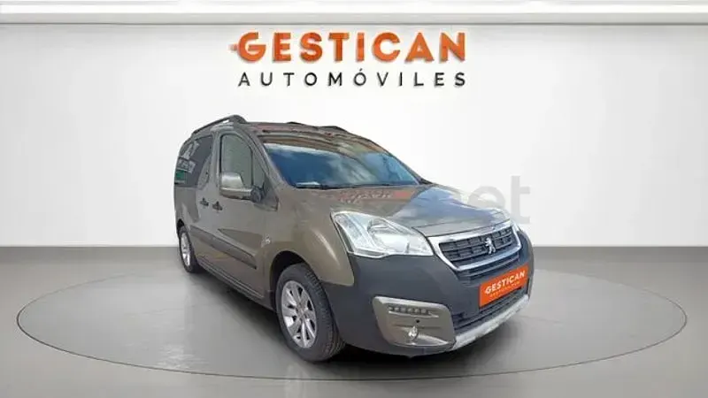 Begagnad Peugeot Partner Tepee Outdoor 110 HK (80 kW) 2017 Grå Minibuss