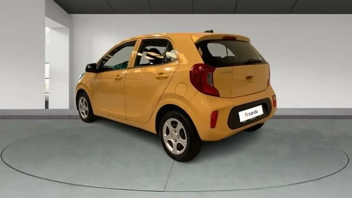 Usado Kia Picanto 63 CV (46 kW) 2024 Amarillo Utilitario