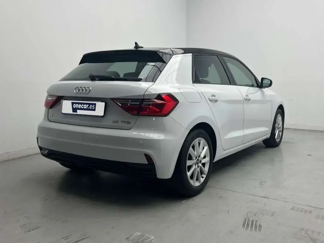 Usado Audi A1 Sportback Advanced 95 CV (69 kW) 2022 Blanco Utilitario