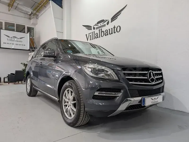 Usado Mercedes ML250 204 CV (150 kW) 2014 Azul SUV