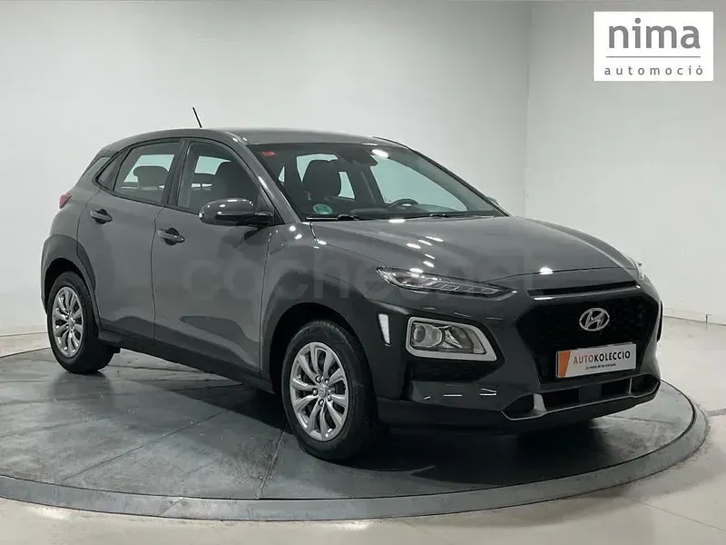 Usado Hyundai Kona 120 CV (88 kW) 2019 Gris / plata SUV