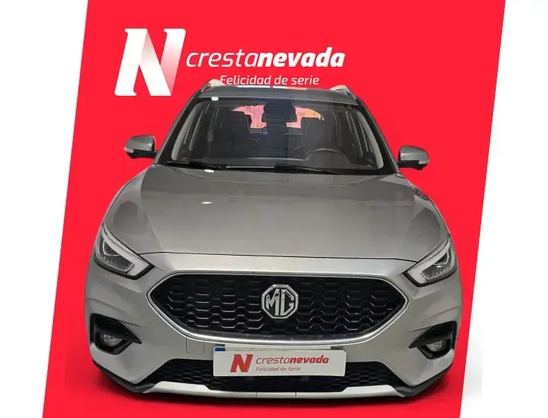 Usado MG ZS Luxury 111 CV (81 kW) 2023 Gris / plata SUV