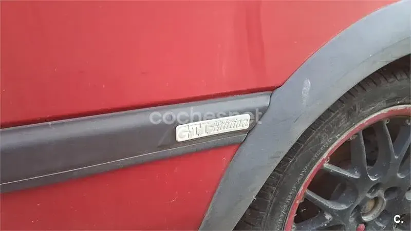 Usado VW Golf III GTI 112 CV (82 kW) 1992 Rojo Utilitario