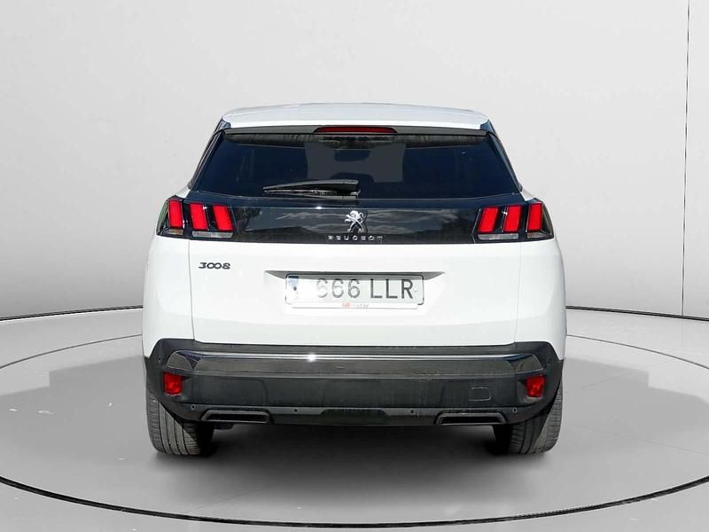 Usado Peugeot 3008 Allure 132 CV (97 kW) 2020 Blanco SUV