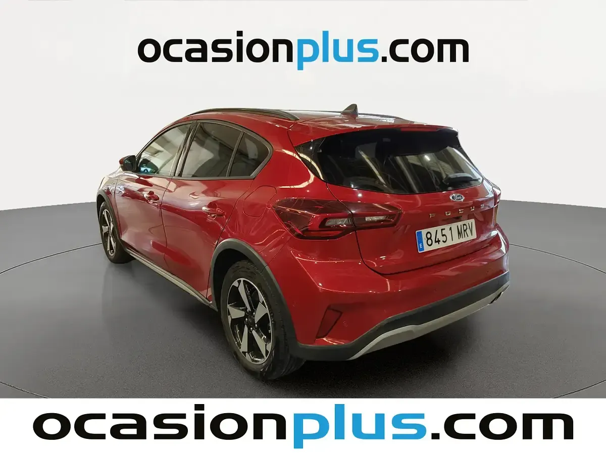 Usado Ford Focus Active 155 CV (114 kW) 2024 Rojo
