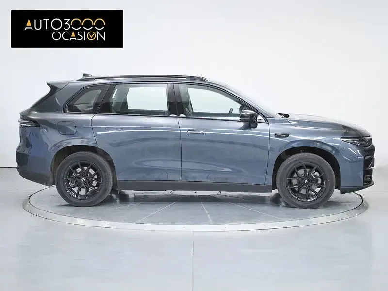 Usado Leapmotor C10 215 CV (158 kW) 2025 Gris / plata SUV