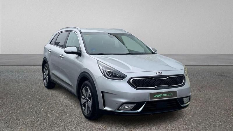 Usado Kia Niro 141 CV (103 kW) 2018 Gris SUV