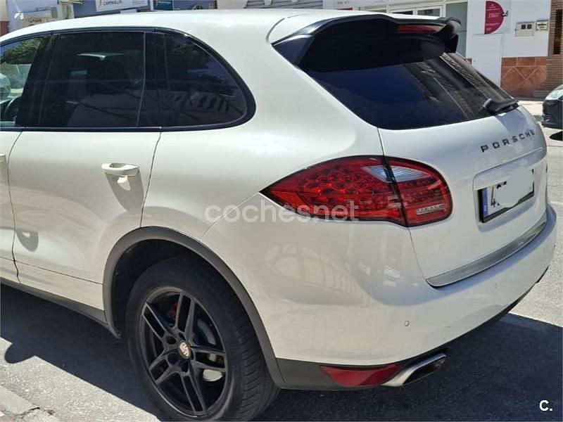 Usado Porsche Cayenne 240 CV (176 kW) 2011 Blanco SUV