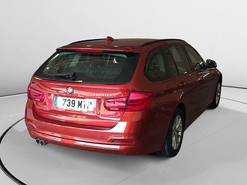 Usado BMW 320 Advantage 190 CV (139 kW) 2018 Naranja Familiar