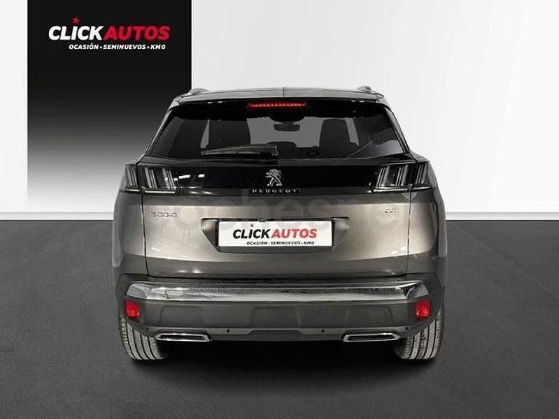 Usado Peugeot 3008 GT 130 CV (95 kW) 2022 Gris / plata SUV