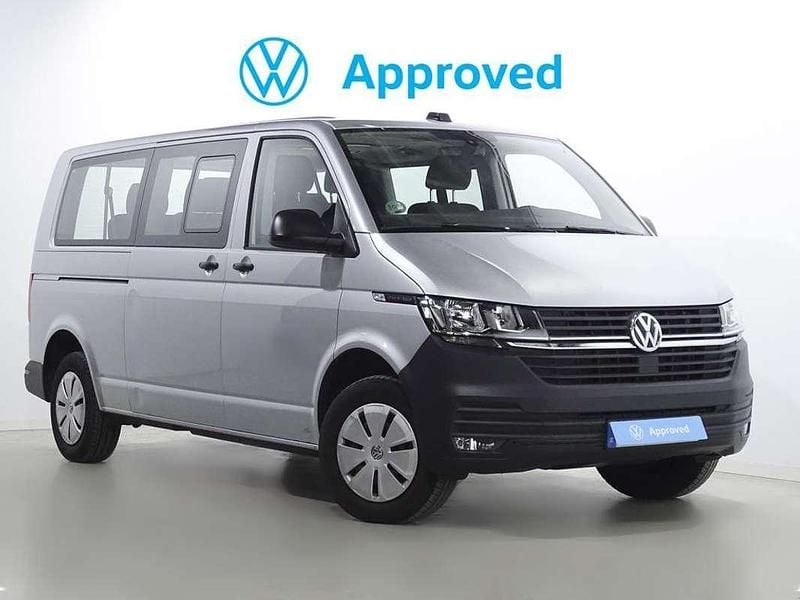 Plateado Usado 2024 VW Caravelle Monovolumen | 36.500 € (Precio justo) - Imagen 1/4