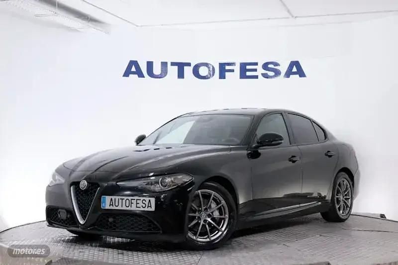 Negro Usado 2019 Alfa Romeo Giulia Executive Berlina | 18.900 € (Super precio) - Imagen 1/4