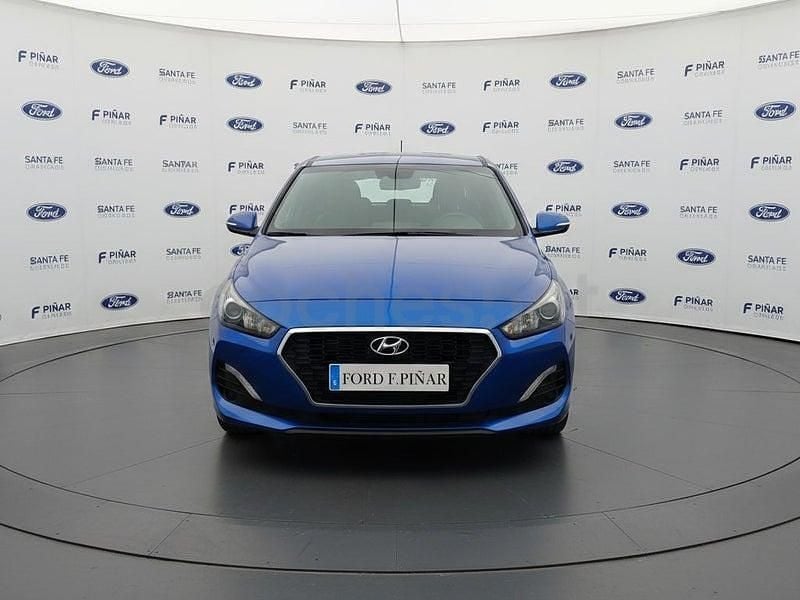Usado Hyundai i30 GO! 95 CV (69 kW) 2019 Azul Berlina