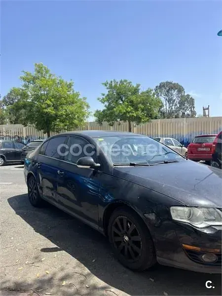 Usado VW Passat Trendline 140 CV (102 kW) 2006 Negro Berlina