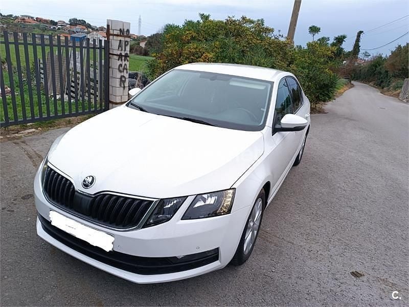 Blanco Usado 2018 Skoda Octavia Style Berlina | 11.000 € (Precio justo) - Imagen 1/4