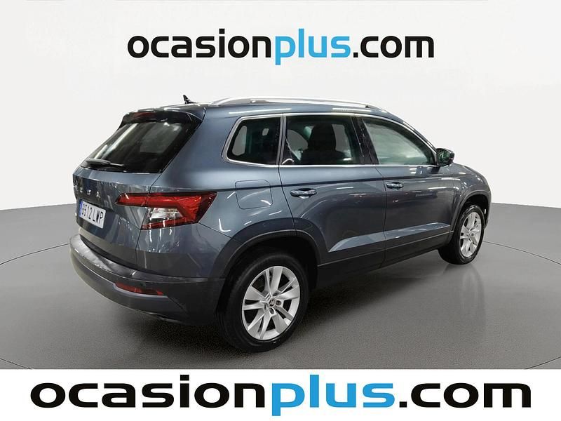 Usado Skoda Karoq Ambition 150 CV (110 kW) 2022 Gris SUV