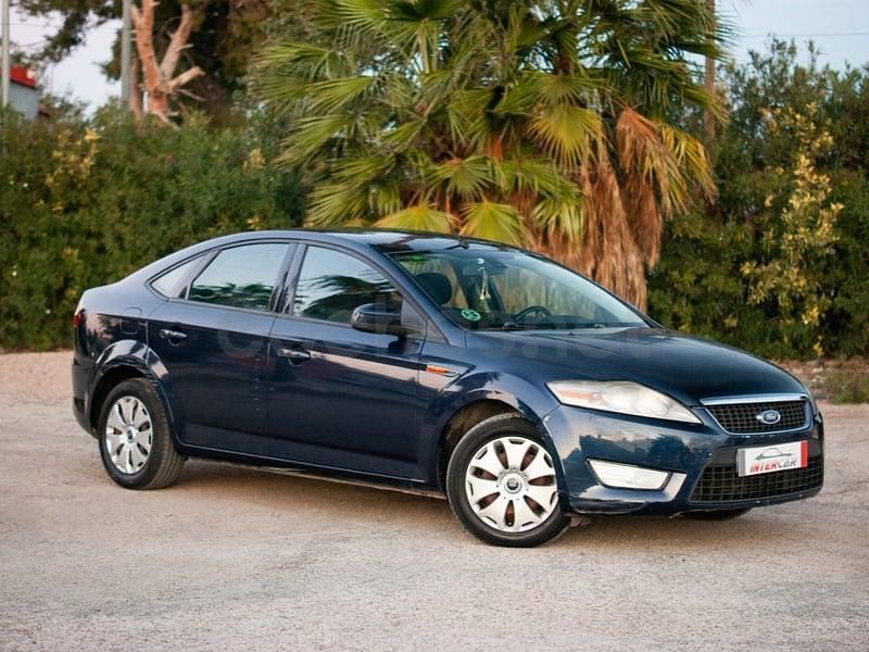 Usado Ford Mondeo Ambiente 125 CV (91 kW) 2008 Azul Berlina