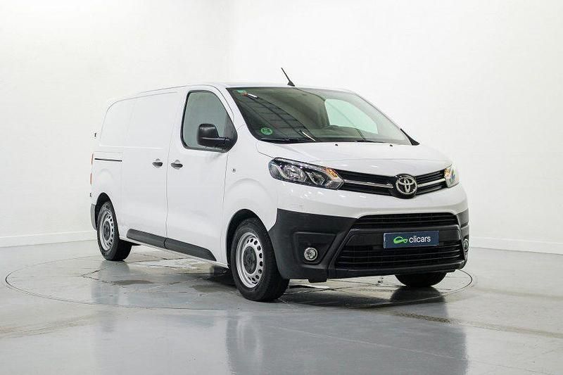 Usado Toyota Proace 120 CV (88 kW) 2021 Blanco Monovolumen