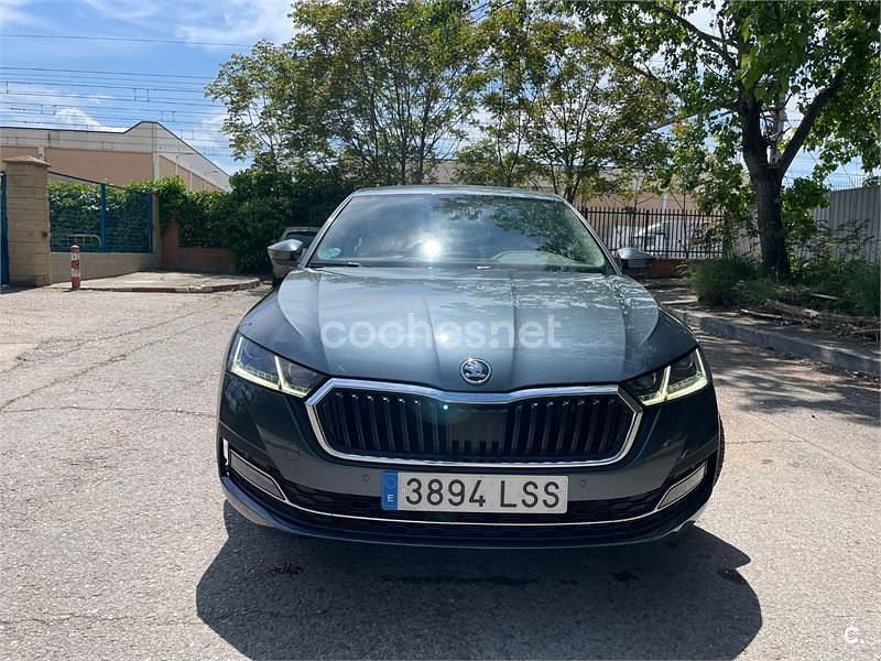Occasion Skoda Octavia Style 150 ch (110 kW) 2021 Gris Berline
