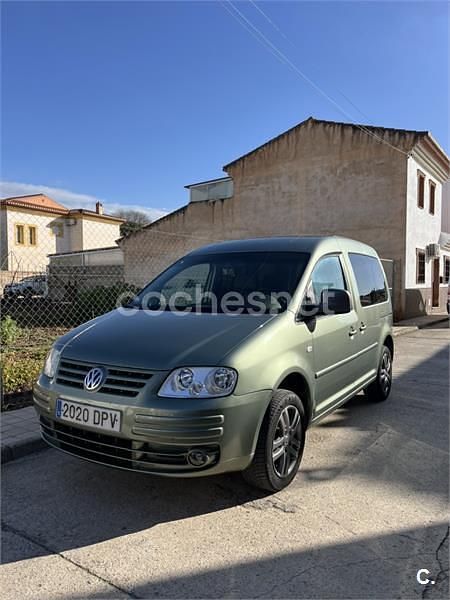 Usado VW Caddy Life 104 CV (76 kW) 2005 Verde Monovolumen