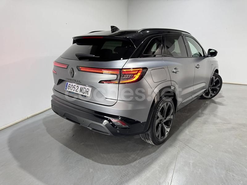 Usado Renault Austral Techno 158 CV (116 kW) 2023 Gris / plata SUV