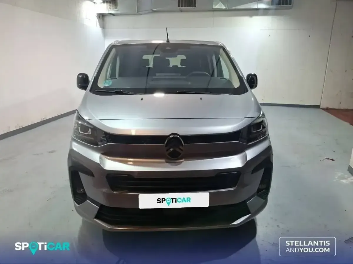 Käytetty Citroën Spacetourer 180 HP (132 kW) 2025 Harmaa Tila-auto