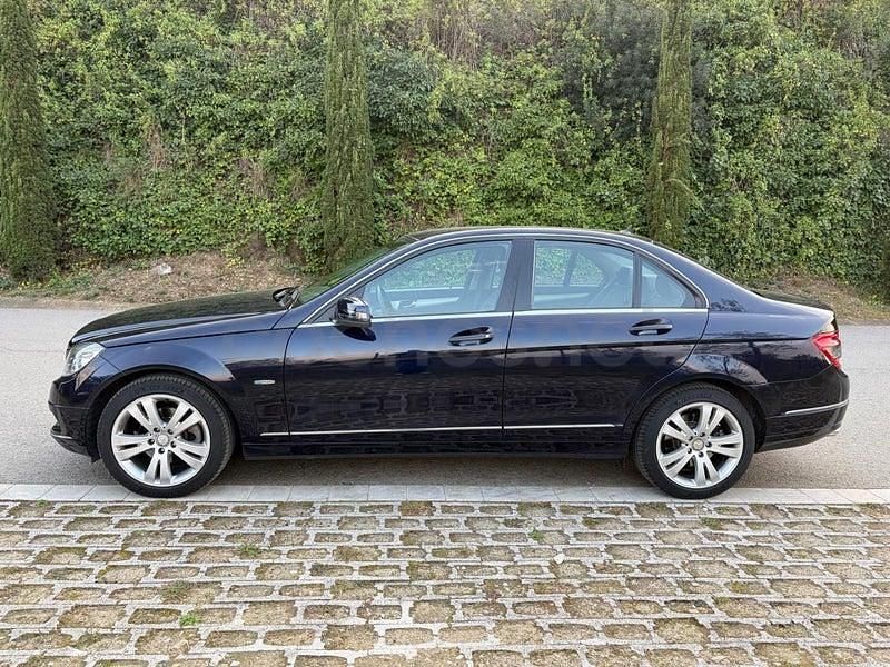 Usado Mercedes C220 Avantgarde 170 CV (125 kW) 2010 Negro Berlina