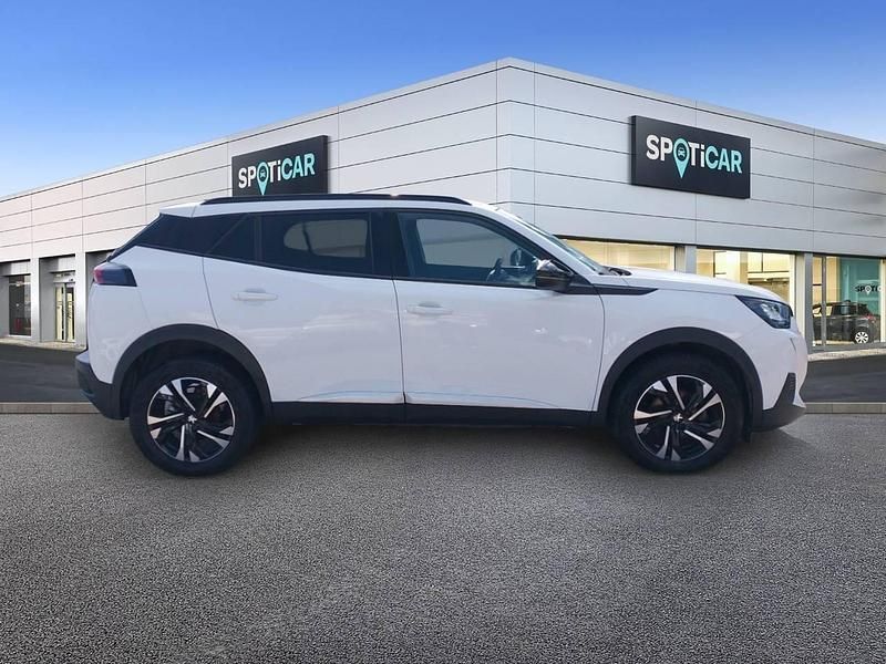 Usado Peugeot 2008 Allure 100 CV (73 kW) 2022 Blanco SUV