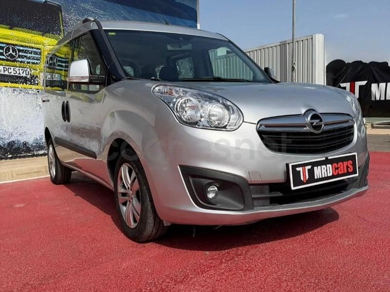 Usado Opel Combo Life Expression 100 CV (73 kW) 2018 Gris / plata Monovolumen