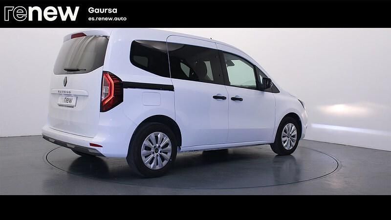 Usado Renault Kangoo 95 CV (69 kW) 2024 Blanco Monovolumen