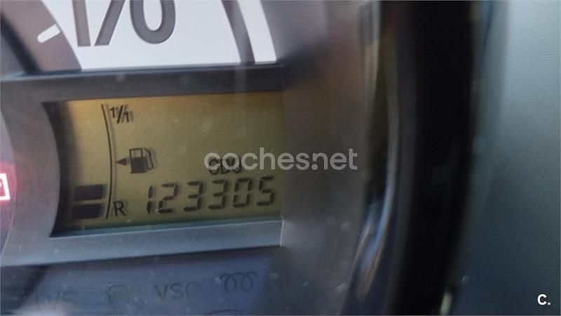 Negro Usado 2011 Toyota Aygo Live Utilitario | 5490 € (Precio justo) - Imagen 1/4