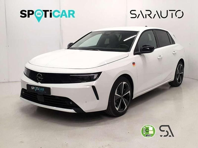 Blanco Usado 2025 Opel Astra Edition Utilitario | 19.300 € (Buen precio) - Imagen 1/4