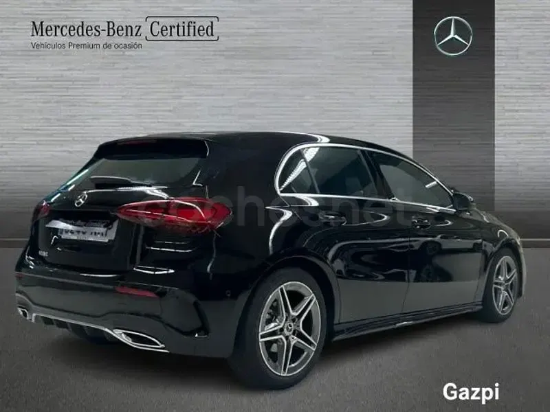 Nuevo Mercedes A180 136 CV (100 kW) 2026 Negro Berlina