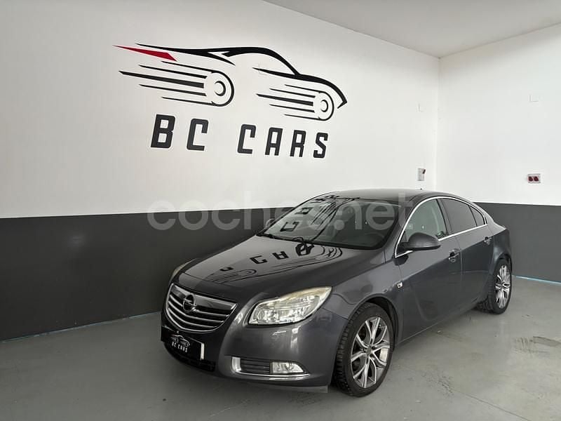 Usado Opel Insignia Excellence 160 CV (117 kW) 2013 Gris / plata Berlina