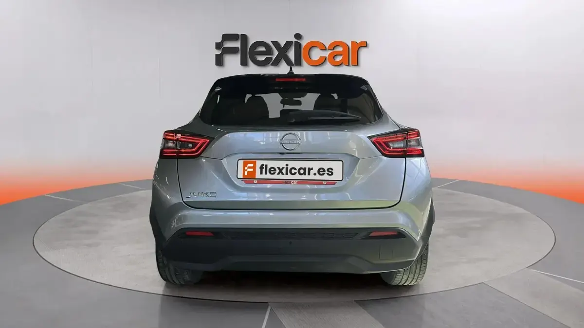 Usado Nissan Juke Tekna 114 CV (83 kW) 2024 Gris SUV