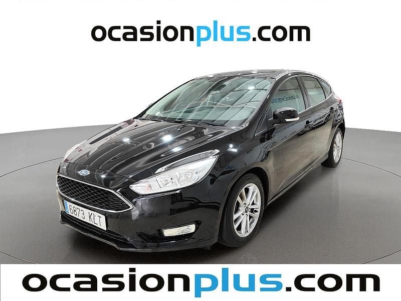 Usado Ford Focus Trend+ 125 CV (91 kW) 2018 Negro Utilitario