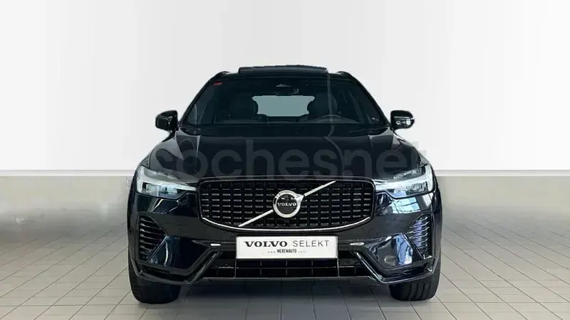 Usado Volvo XC60 R-Design 350 CV (257 kW) 2021 Negro SUV