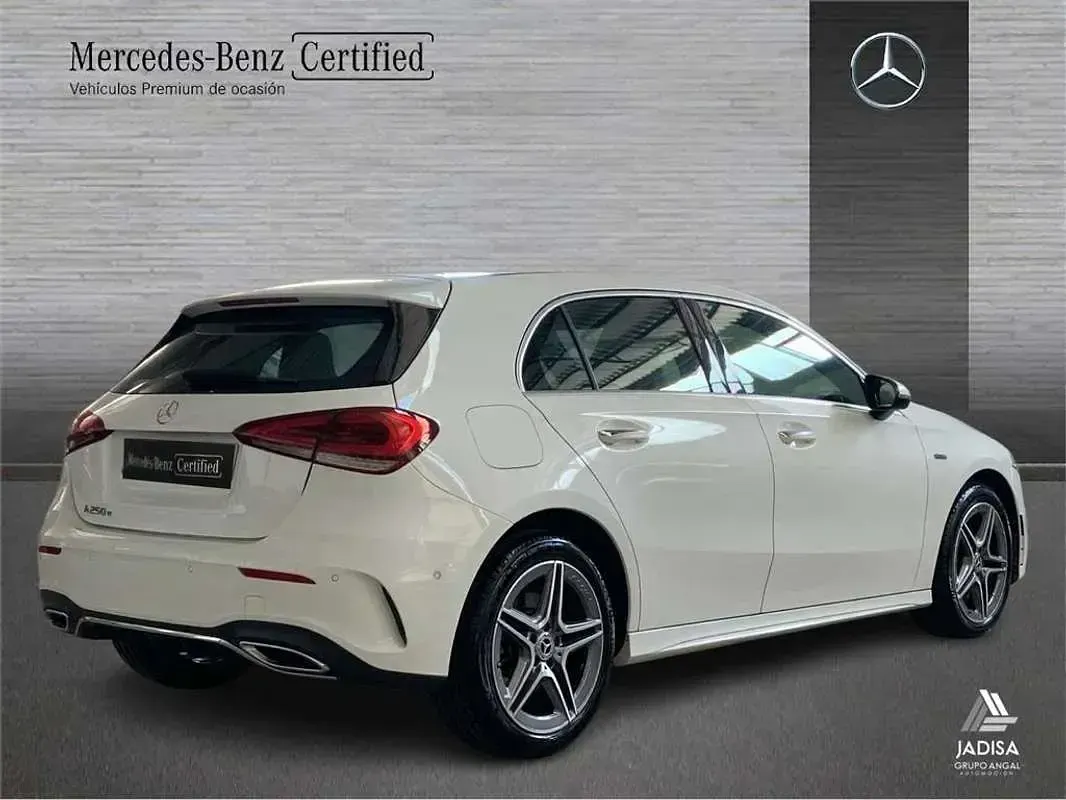 Usado Mercedes A250 218 CV (160 kW) 2022 Berlina