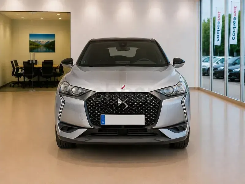 Usado DS Automobiles DS3 Crossback Performance 110 CV (80 kW) 2021 Gris / plata SUV