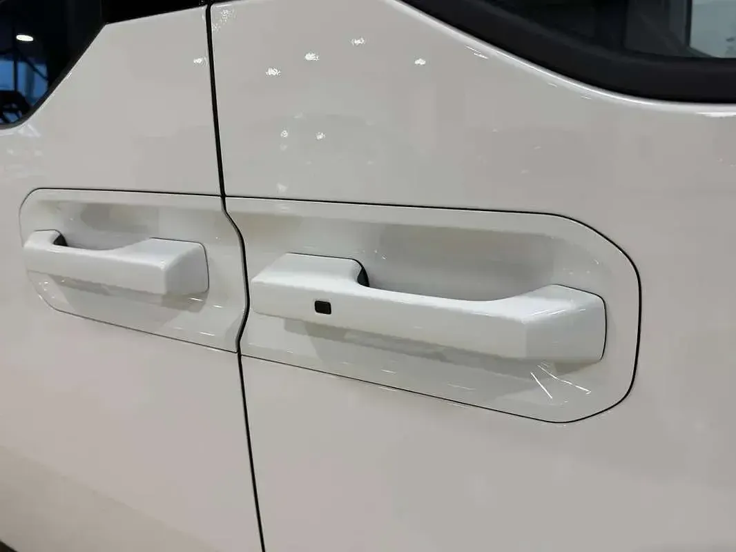 Nuevo Kia PV5 Plus 119 kW (163 CV) 2026 Blanco Monovolumen