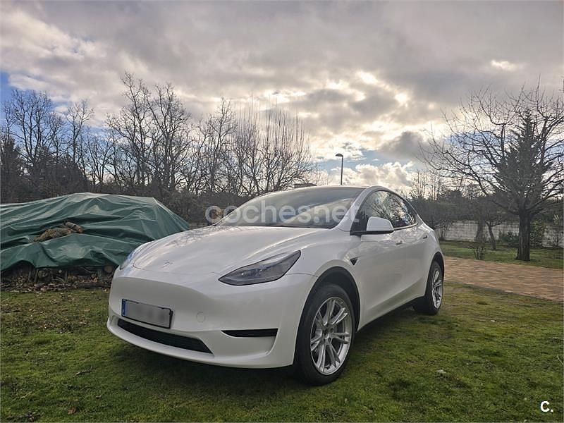 Eléctrico Usado 2023 Tesla Model Y RWD SUV | 29.900 € (Precio justo) - Imagen 1/4