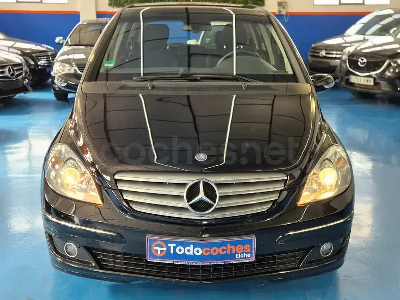 Usado Mercedes B150 95 CV (69 kW) 2006 Negro Monovolumen