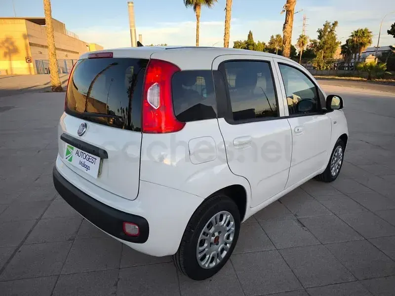 Usado Fiat Panda 69 CV (50 kW) 2019 Blanco Utilitario