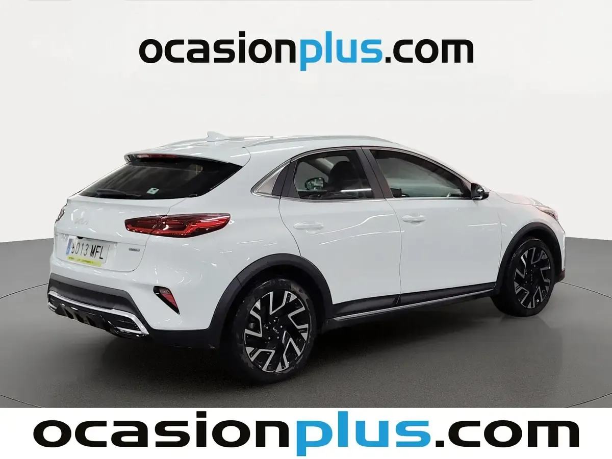 Usado Kia XCeed 136 CV (100 kW) 2023 Blanco SUV