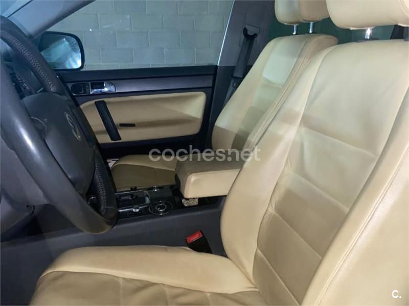 Usado VW Touareg 220 CV (161 kW) 2005 Negro SUV