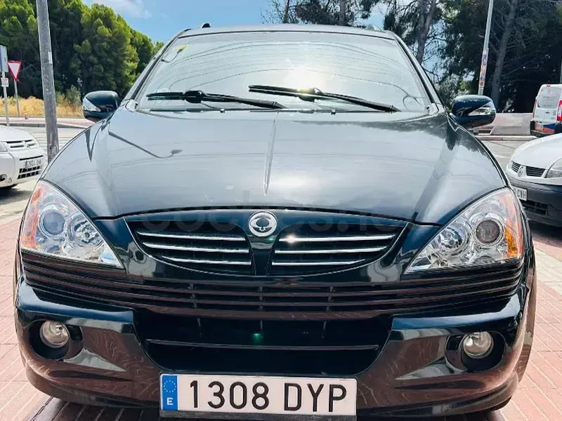 Usado SsangYong Kyron 141 CV (103 kW) 2006 Negro SUV