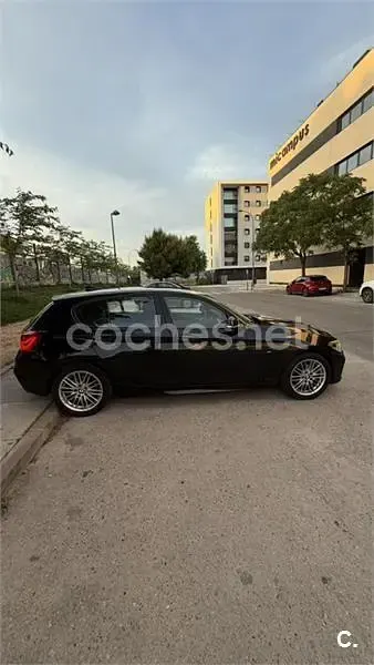 Usado BMW 118 150 CV (110 kW) 2018 Negro Utilitario